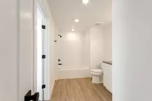221 N Cliff Side Dr, Hurricane, UT 84737 - Photo 10