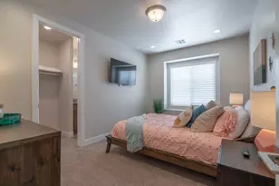 2298 N Park Center Dr, Washington, UT 84780 - Photo 26