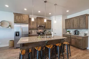 2298 N Park Center Dr, Washington, UT 84780 - Photo 10