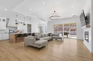 1683 S Painted Vis Cir, Washington, UT 84780 - Photo 4