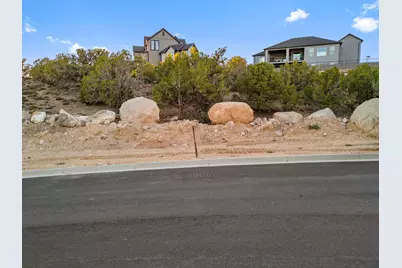 W Estate Dr #20, Cedar City, UT 84720 - Photo 4