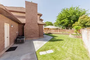 592 N Dusk Dr, Saint George, UT 84770 - Photo 50