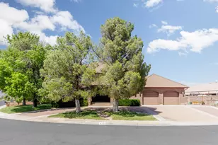 592 N Dusk Dr, Saint George, UT 84770 - Photo 62