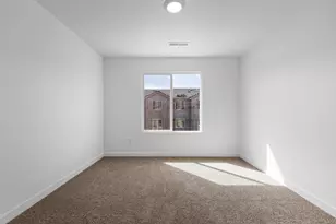 2113 S Wolverine Way, Washington, UT 84780 - Photo 18