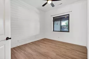 445 E 1470 S, Washington, UT 84780 - Photo 28