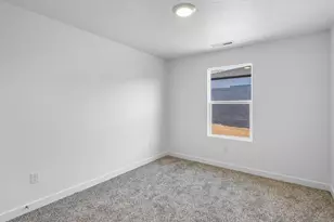 1583 S Fins Rd, Washington, UT 84780 - Photo 10
