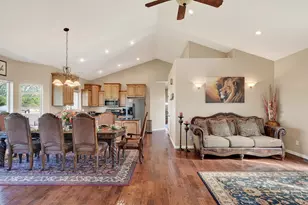 1049 E Fenwick Way, Cedar City, UT 84721 - Photo 8