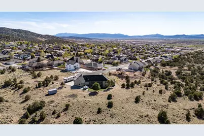 1049 E Fenwick Way, Cedar City, UT 84721 - Photo 78