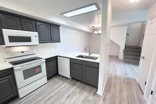998 3 Fountains Dr, Cedar City, UT 84720 - Photo 10