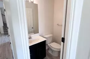 998 3 Fountains Dr, Cedar City, UT 84720 - Photo 14