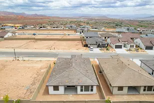 1627 N Ascent St, Washington, UT 84780 - Photo 2