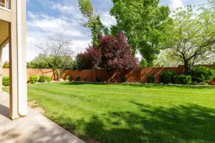 1099 W Broadstone Ct, Washington, UT 84780 - Photo 32