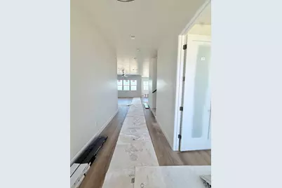 4758 S Woodrow Ln, Washington, UT 84780 - Photo 2