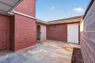 970 E 700 S, Saint George, UT 84790 - Photo 16