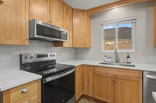 1019 W Cedar Knls S Dr, Cedar City, UT 84720 - Photo 20