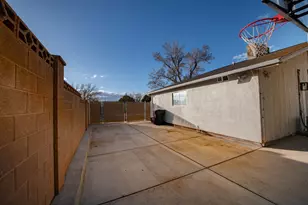 1019 W Cedar Knls S Dr, Cedar City, UT 84720 - Photo 4