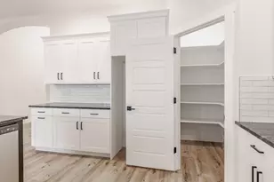 3911 E Cerro Way, Saint George, UT 84790 - Photo 8