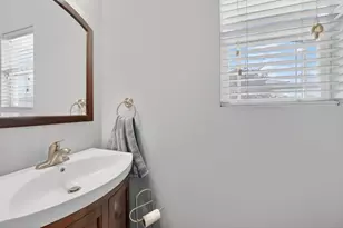 5176 Dove Creek Ln, West Jordan, UT 84081 - Photo 8