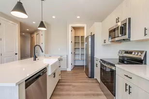 2590 Cougar Trl, Santa Clara, UT 84765 - Photo 12