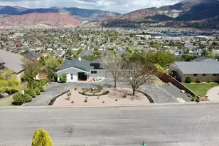 539 S Ridge Rd, Cedar City, UT 84720 - Photo 1