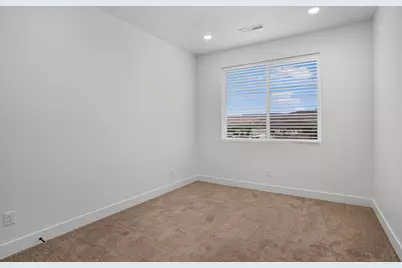 319 S 1930 W, Hurricane, UT 84737 - Photo 4