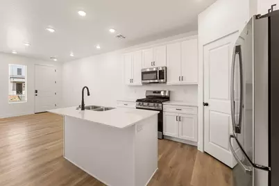 897 W Boxthorn Dr, Saint George, UT 84790 - Photo 8