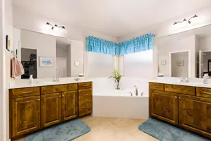 3848 Tess Ln, Santa Clara, UT 84765 - Photo 8