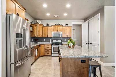 389 N 815 W, Hurricane, UT 84737 - Photo 10