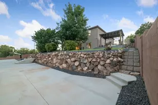 840 N Main St, Hurricane, UT 84737 - Photo 42
