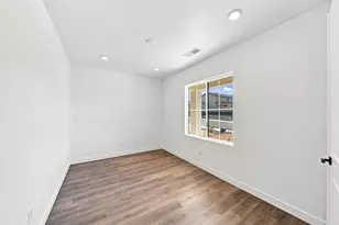 342 N Rhyolite Dr, Hurricane, UT 84737 - Photo 8
