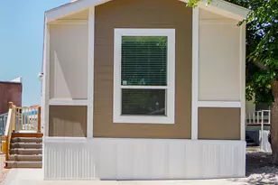 1150 W Red Hills Pkwy, Washington, UT 84780 - Photo 14