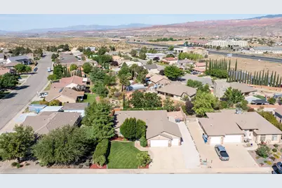 112 S 2500 W, Hurricane, UT 84737 - Photo 48