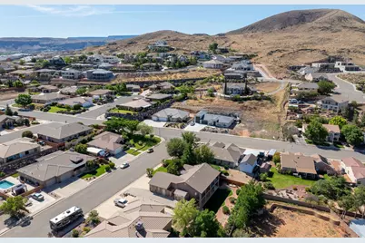 112 S 2500 W, Hurricane, UT 84737 - Photo 54