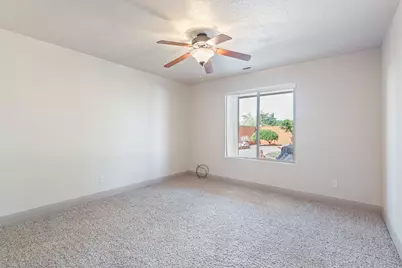112 S 2500 W, Hurricane, UT 84737 - Photo 32