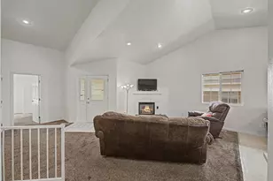 334 W Mountain View Dr, Cedar City, UT 84721 - Photo 14