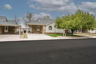 334 W Mountain View Dr, Cedar City, UT 84721 - Photo 4