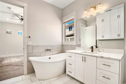 453 E 3975 S, Washington, UT 84780 - Photo 62
