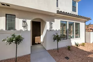 2263 E Crestas Aly, Washington, UT 84780 - Photo 2
