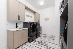 4306 W Lucy Ln, Hurricane, UT 84737 - Photo 24