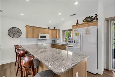 1845 W Canyon View Dr #1215, Saint George, UT 84770 - Photo 2
