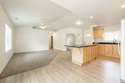 524 S Indian Hills Dr #9, Saint George, UT 84770 - Photo 4