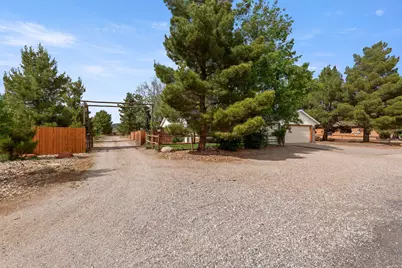 1470 W Jade Dr, Saint George, UT 84770 - Photo 46