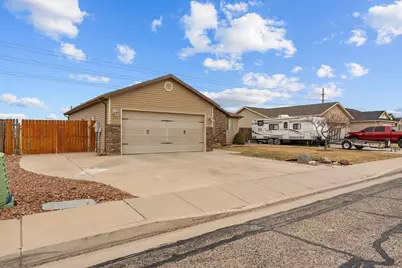 131 N 4275 W, Cedar City, UT 84720 - Photo 4