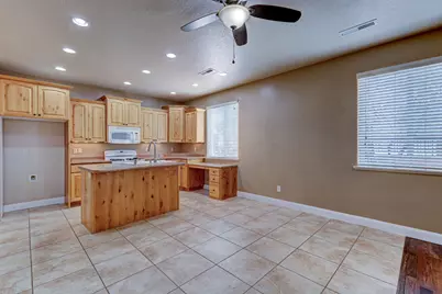 278 E Calgary Dr, Saint George, UT 84790 - Photo 30