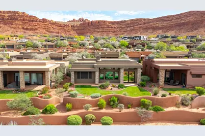 2139 W Cougar Rock Cir #145, Saint George, UT 84770 - Photo 4