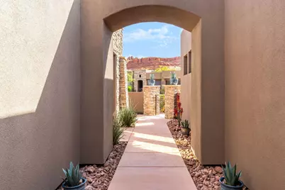 2139 W Cougar Rock Cir #145, Saint George, UT 84770 - Photo 8