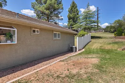 2990 E Riverside Dr #7, Saint George, UT 84790 - Photo 24