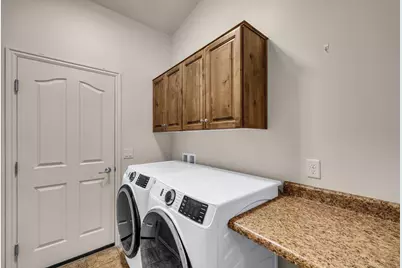 162 S 285 W, Ivins, UT 84738 - Photo 12