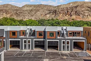 80 W Center St, La Verkin, UT 84745 - Photo 1
