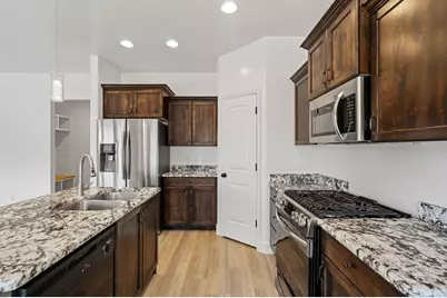 3284 E Livia Dr, Saint George, UT 84790 - Photo 22